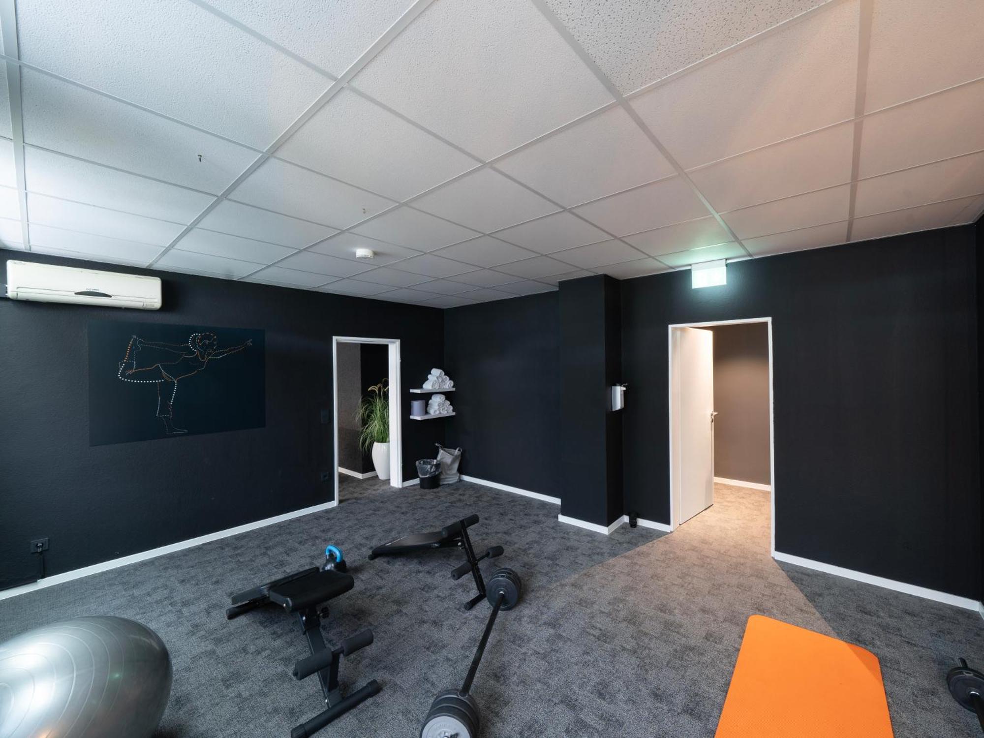 Juststay Muelheim Hotel & Apartments Мильгейм-на-Руре Экстерьер фото