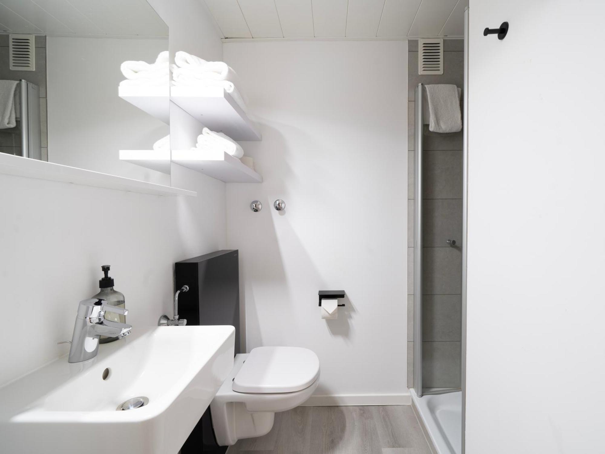 Juststay Muelheim Hotel & Apartments Мильгейм-на-Руре Экстерьер фото